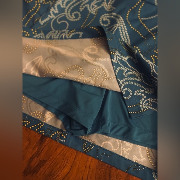 - Callaway Patterned Blue Golf Skort Skirt -Sz 12- - Picture 4 of 9